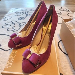 Michael Michael Kors Delphine Pump Pomegranate